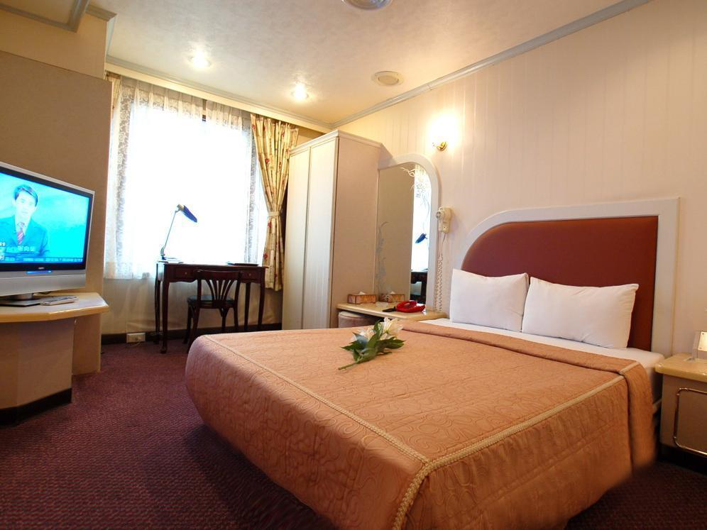 Chungli Business Hotel Zhongli Exterior foto
